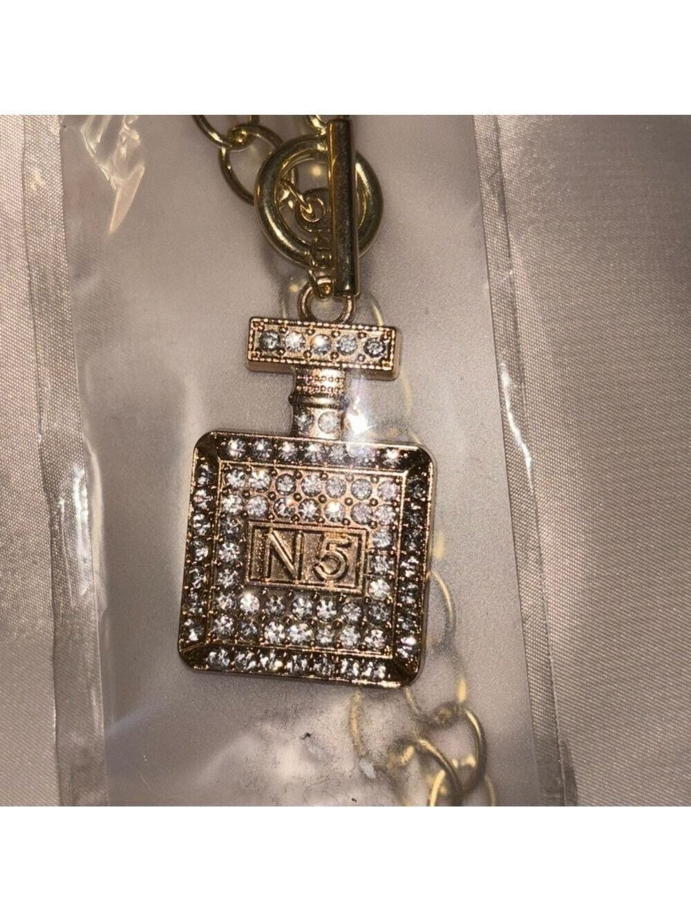 Unbranded Fashion Bag Charm or Necklace